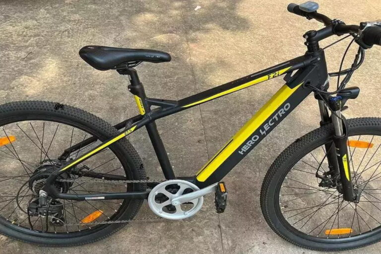 Hero Electric Scooter: बेस्ट है Hero की ये इलेक्ट्रिक साइकिल, ₹3 में चलेगी 75 Km, जानें कीमत
